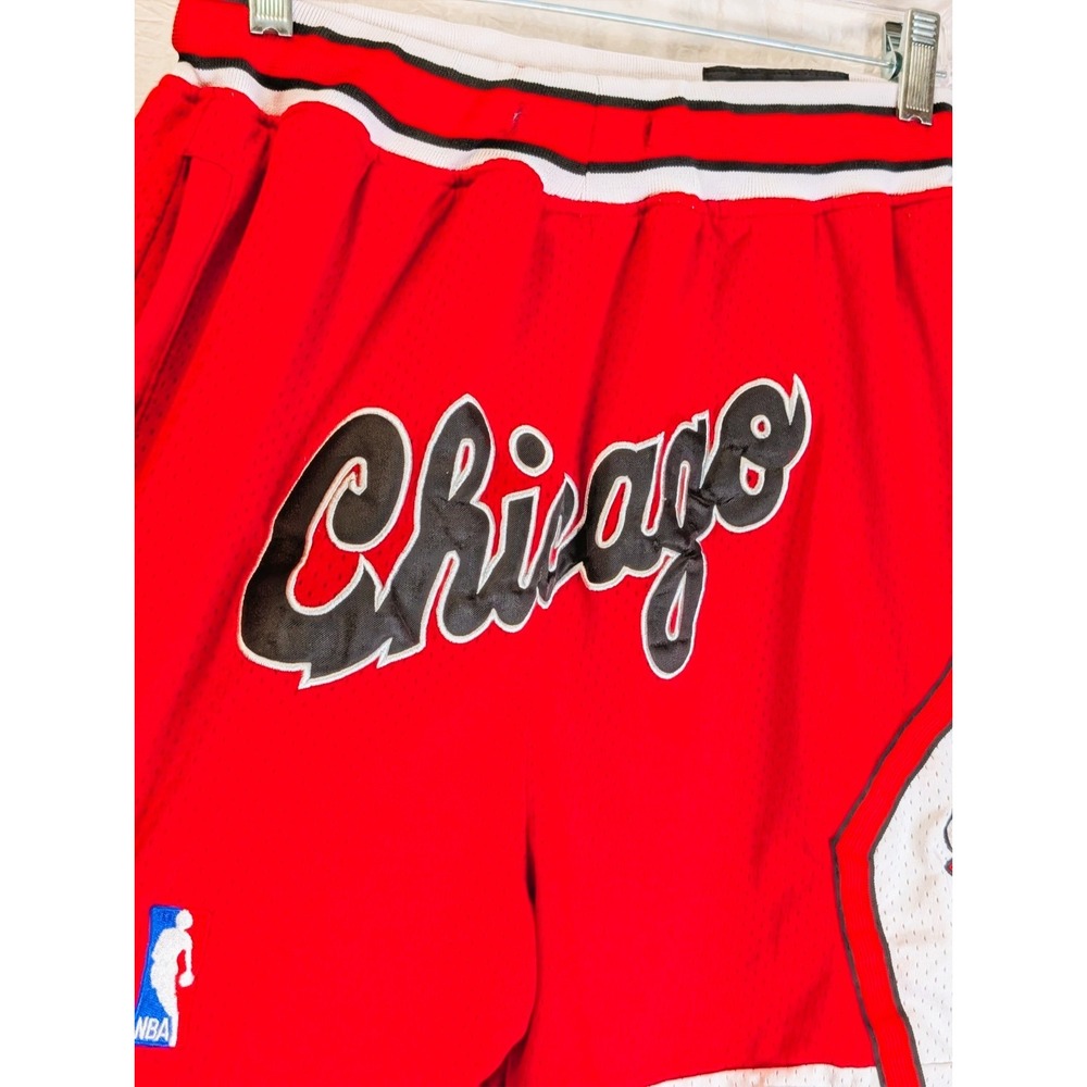 Just Don Chicago Bulls 1997-98 Basketball Shorts Medium Red Sewn On Logo Retro - Picture 3 of 15
